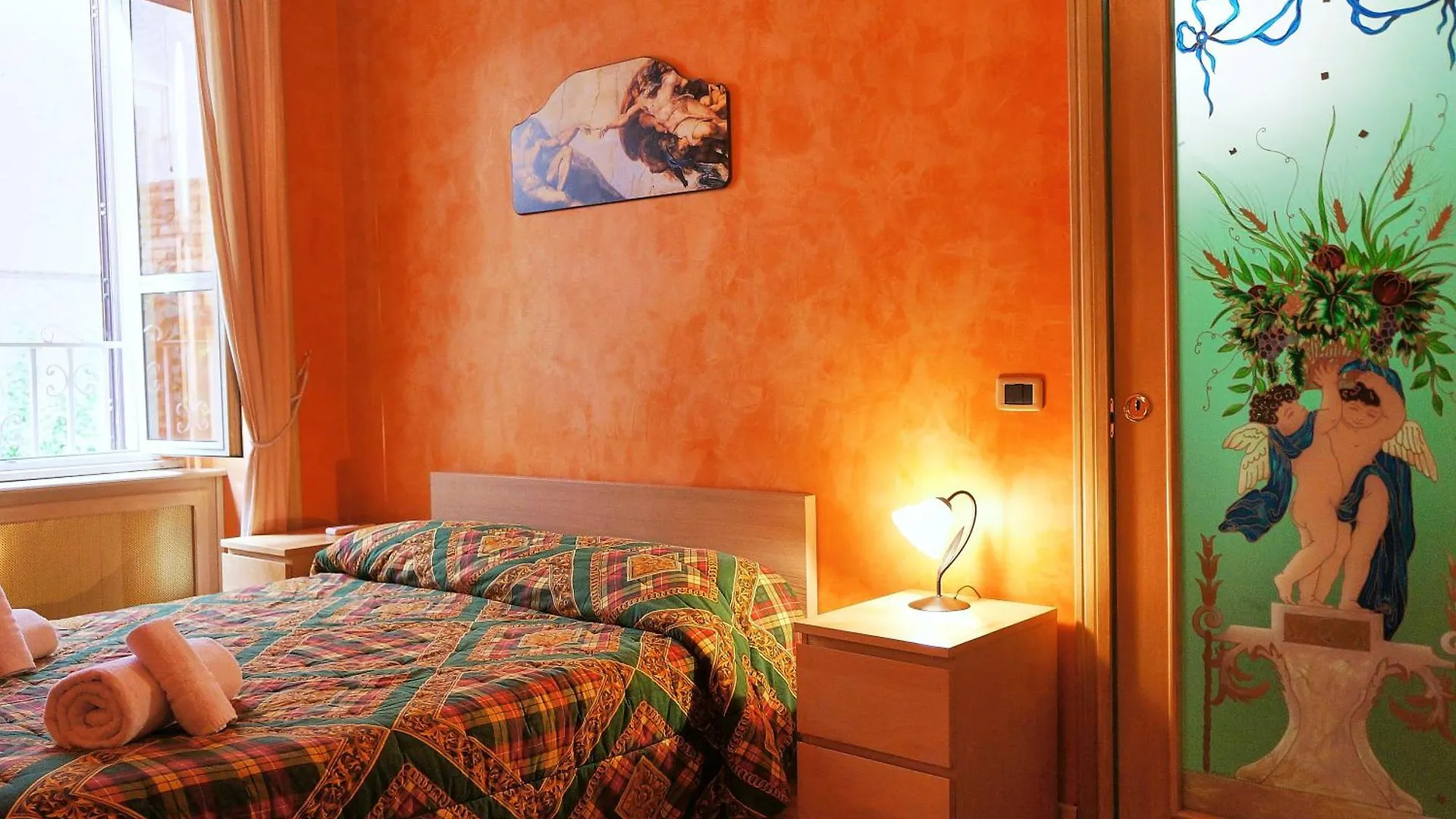 Vatican Flat Suite Rom